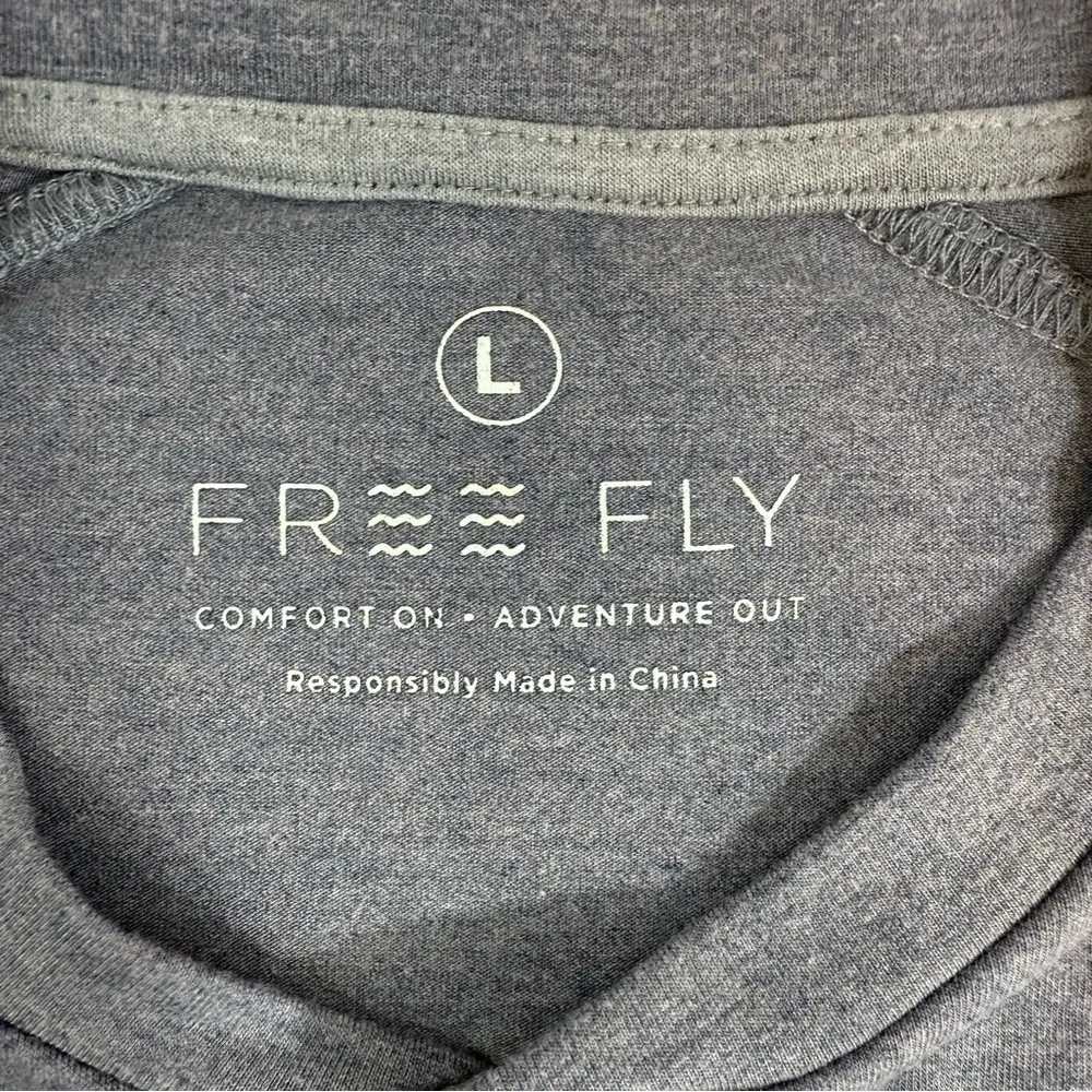 Free Fly Shirt Mens Large Blue Henley Long Sleeve‎ Bamboo Stretch Lightweight